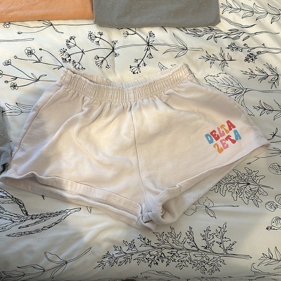 Delta Zeta and Texas A&M T-Shirts and Shorts Set - Picture 4 of 8